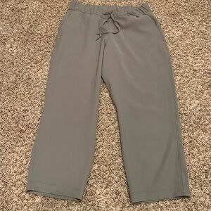 Lululemon On the Fly 7/8 pants
